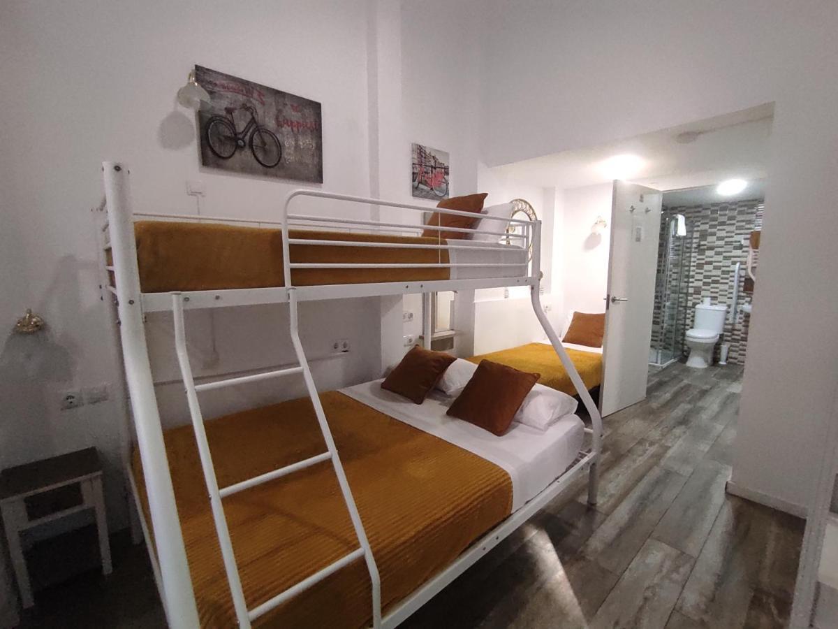 Hostal Olozaga Alicante Esterno foto