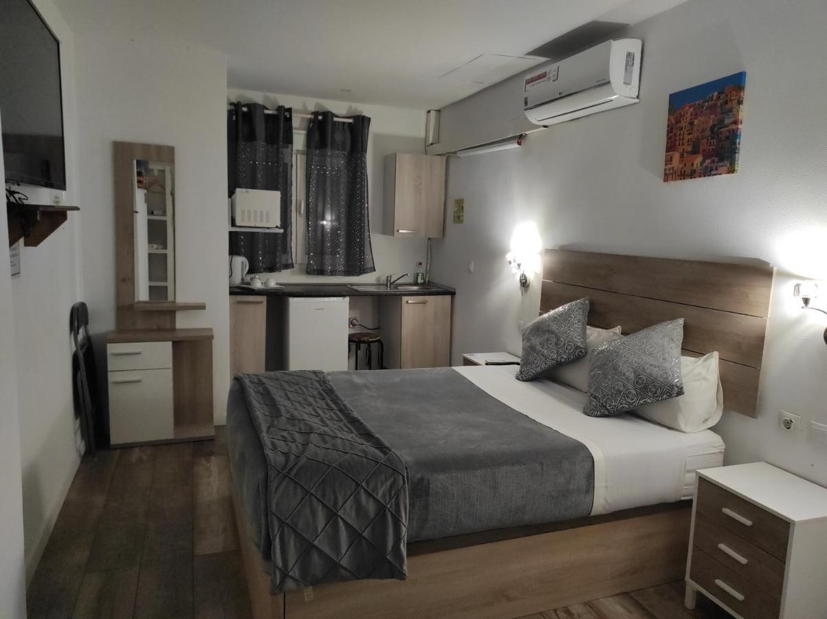 Hostal Olozaga Alicante Esterno foto
