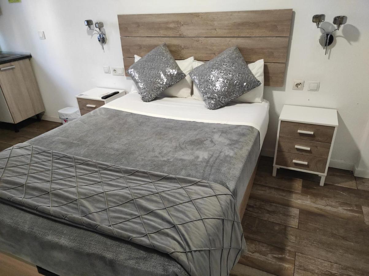 Hostal Olozaga Alicante Esterno foto