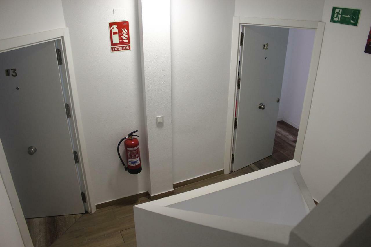 Hostal Olozaga Alicante Esterno foto